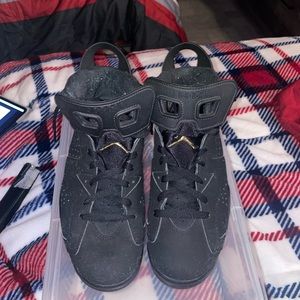 Black and gold 6s